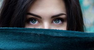 Koniec problemów z malowaniem brwi – microblading brwi w Warszawie