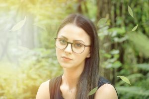 Ranking odżywek do rzęs. Jakie efekty przynosi stosowanie odżywki do rzęs?