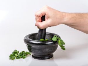 Dieta 1300 kcal: zasady, jadłospis i zdrowe produkty do odchudzania